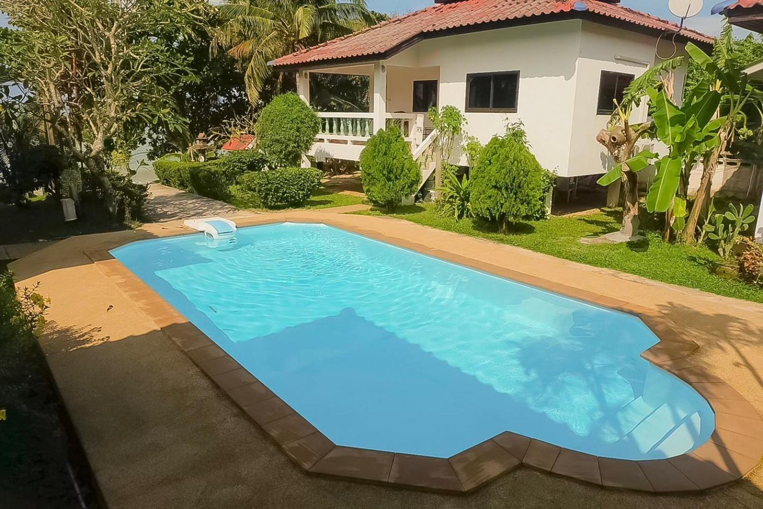 Sunrise Beach Villa Сурат Тхани Екстериор снимка