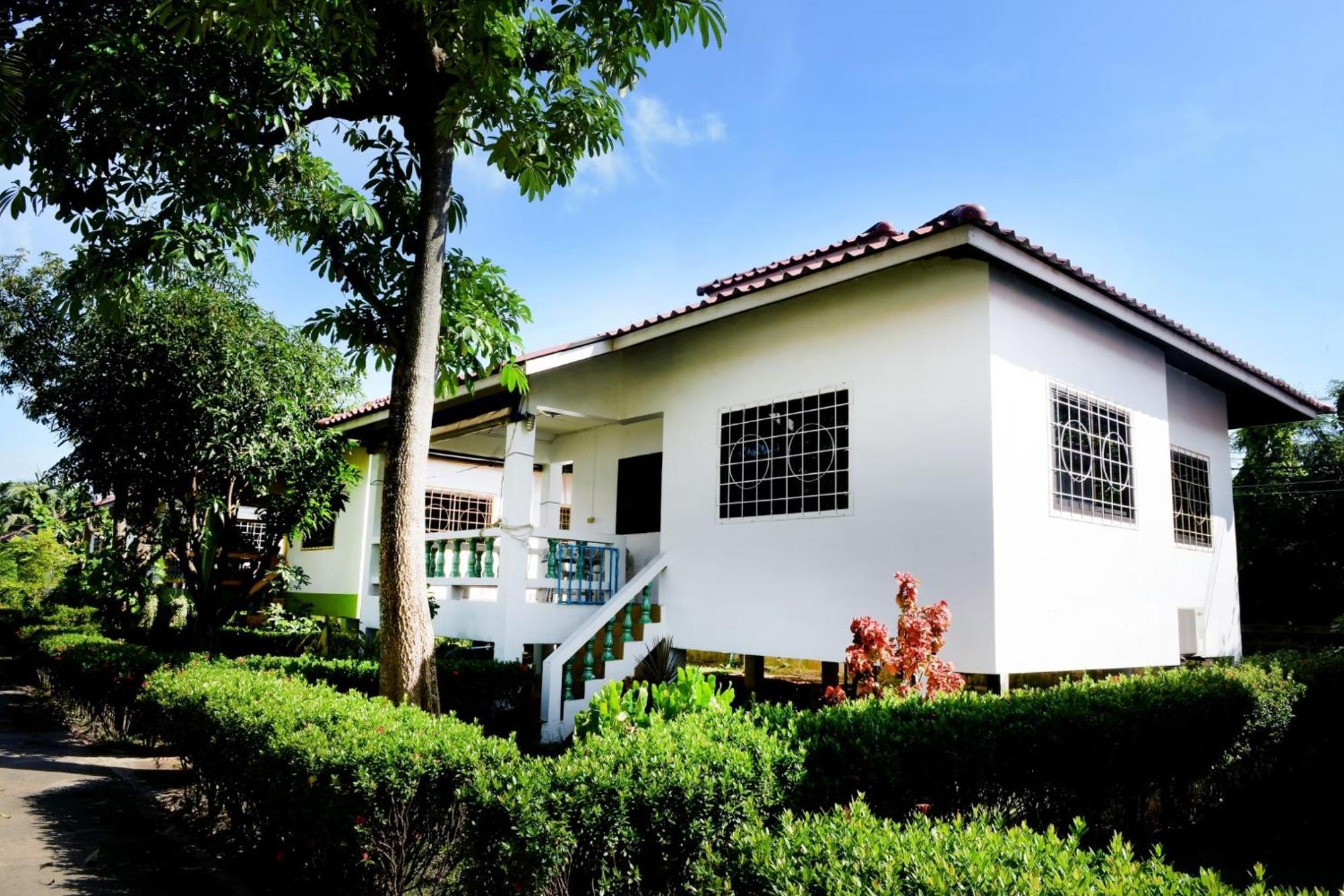 Sunrise Beach Villa Сурат Тхани Екстериор снимка