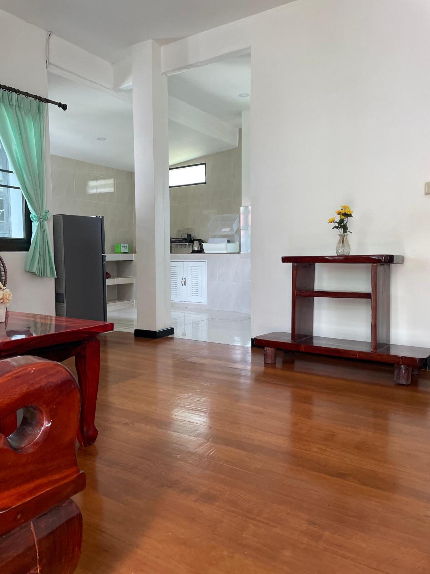 Sunrise Beach Villa Сурат Тхани Стая снимка