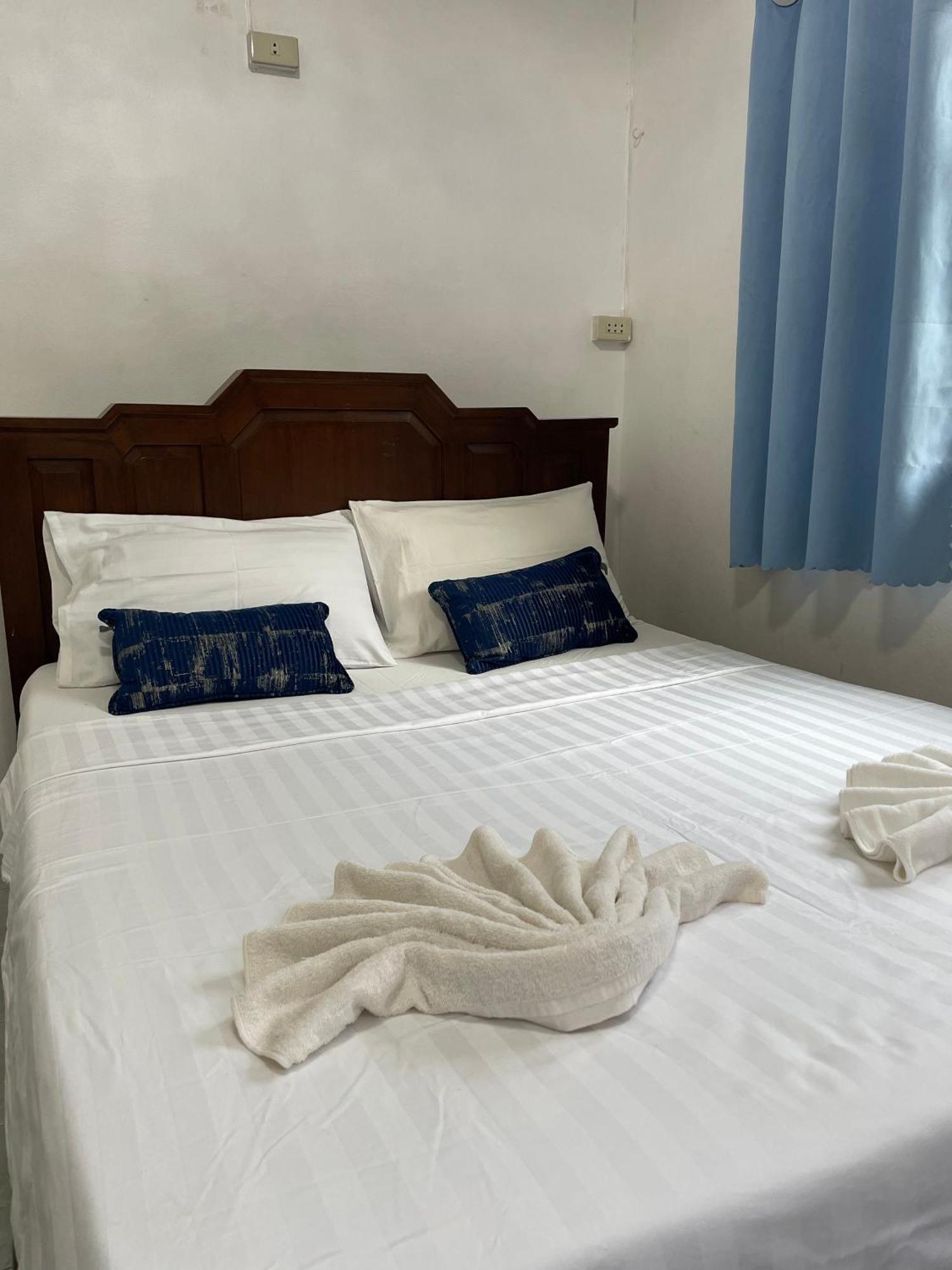 Sunrise Beach Villa Сурат Тхани Стая снимка